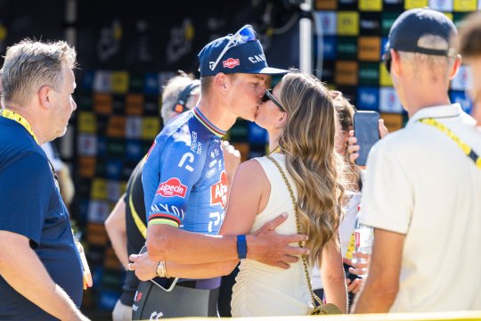Mathieu van der Poel a câştigat etapa a 9-a a Turului Franţei!