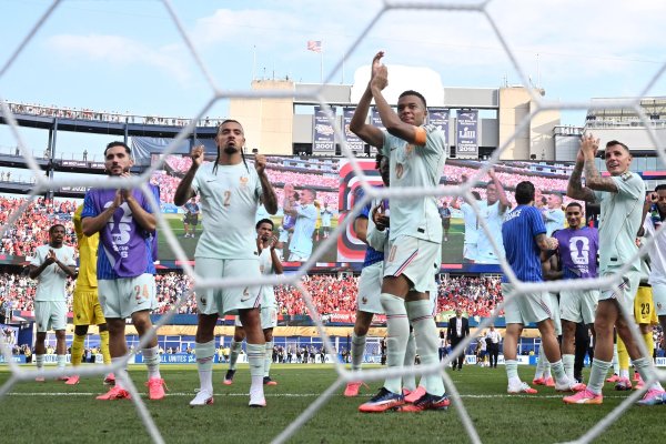 Surpriză: un star din Premier League se transferă la PSG după CM 2026!