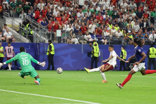 Franța - Spania 0-2, pe iAMsport.ro. Porro înscrie, iar ”Furia Roja” e cu un pas în finală!
