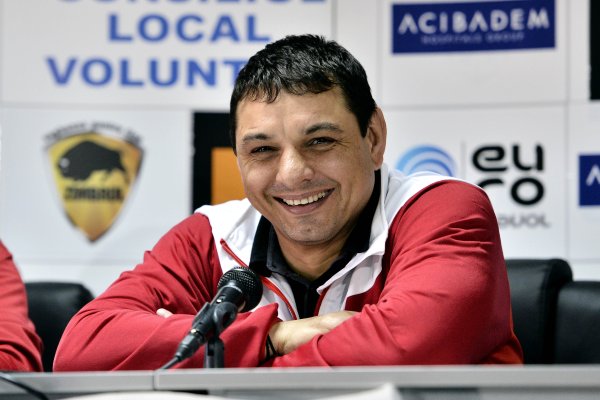 Ionel Ganea a revenit în fotbal! Cu ce echipă a semnat