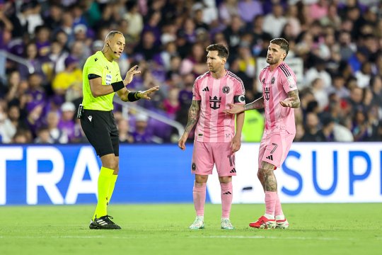 Daily Mail: ”Lionel Messi va avea parte de arbitrul său preferat”. Pierluigi Collina a reacționat