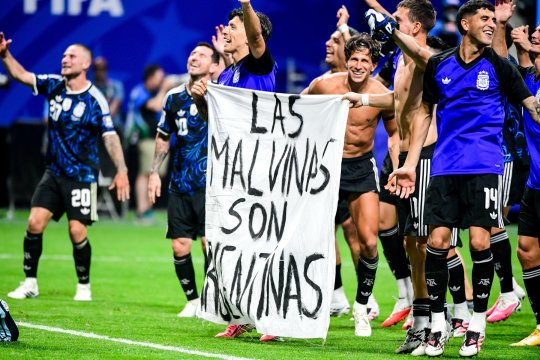 Jucătorii Argentinei, reclamați la FIFA: se cere suspendarea lor înaintea finalei cu Spania!