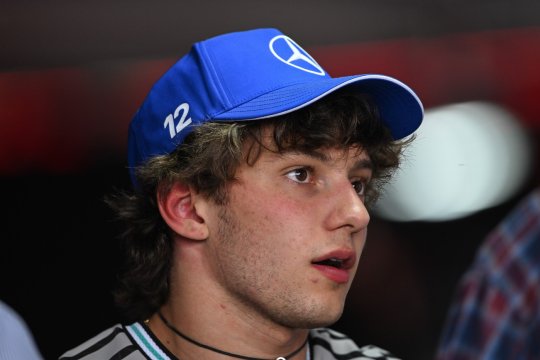 Antonelli, pole-position la Spa!