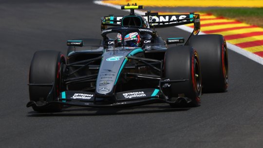 Antonelli, pole-position la Spa!