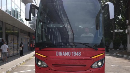 Greșeală uriașă pe noul autocar al lui Dinamo! Trofeu ”pierdut” din palmaresul clubului