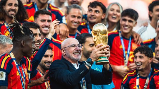 Luis de la Fuente, după ce a făcut-o pe Spania campioană mondială: ”Fericire, mândrie și recunoaștere”. Mesaj special pentru Rodri, Lamine Yamal și Ferran Torres