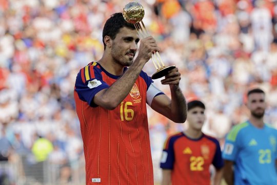 A explicat de ce i-a acordat lui Rodri trofeul de ”Jucătorul Turneului” la Cupa Mondială