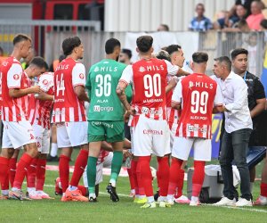 Legenda lui Dinamo nu le dă nicio șansă ”câinilor” la titlu: ”Ești sănătos la cap?!”. Pe ce echipă mizează în lupta pentru campionat: ”Îl ia la pas”