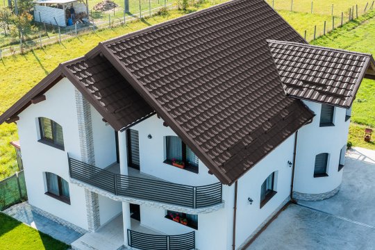 Sistemul complet de acoperiș Bilka e ca un lot de campionat: fiecare element are rolul lui, niciun post nu poate lipsi (P)