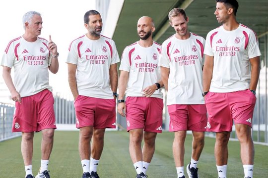 Au surprins! Real Madrid a lansat al doilea rând de echipament. Este verde