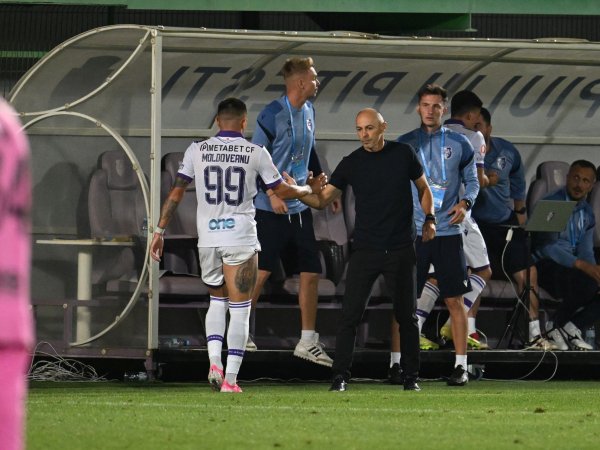 Bogdan Andone, nemulțumit după Argeș - Petrolul 1-0: ”Avem nevoie de jucători. Ne refuză toată lumea”
