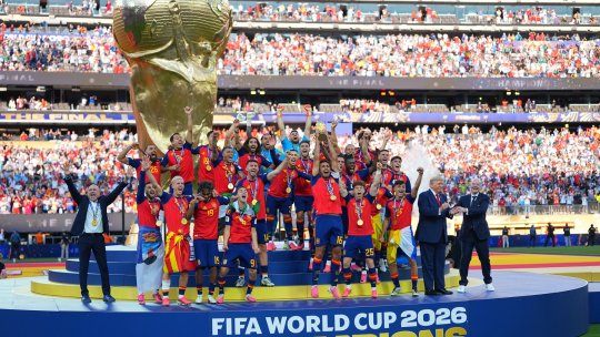 PSG pregătește o lovitură de proporții: un campion mondial! Luis Enrique îl vrea cu orice preț
