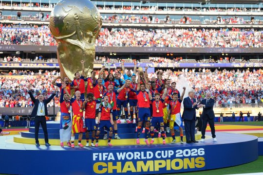PSG pregătește o lovitură de proporții: un campion mondial! Luis Enrique îl vrea cu orice preț