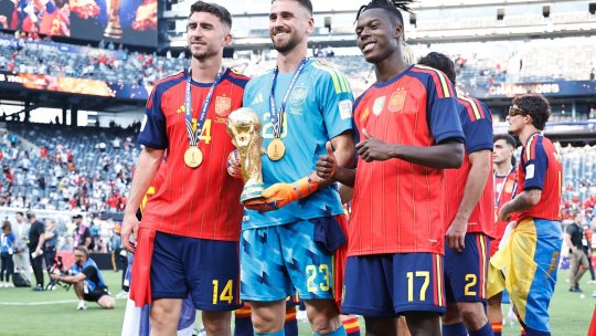 Giganții din Premier League se bat pe un internațional spaniol