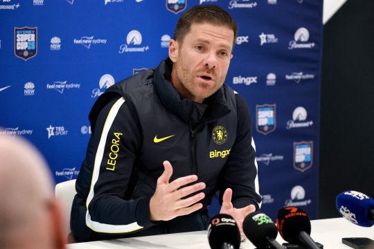 Chelsea negociază transferul unui atacant de 35 de ani din Premier League! Xabi Alonso schimbă strategia clubului