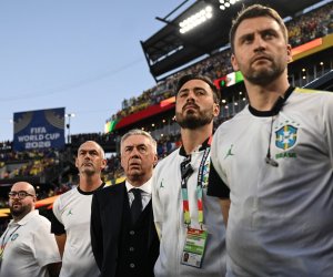 Membrul Generației de Aur, atac uluitor în direct: ”Italian pervers și fițos, are și vreo două Mondiale câștigate! Nu ai fost antrenor niciodată și te compari cu Neymar?!”