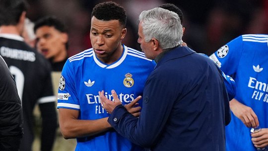 Mai mulți jucători de la Real Madrid ar putea fi dați afară de Mourinho înainte de a reveni de la Mondial