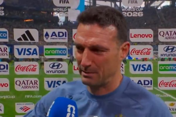 Scaloni a izbucnit în plâns la flash-interviu: ”Îmi prezint scuze!”. Messi: ”Un meci nebun!”