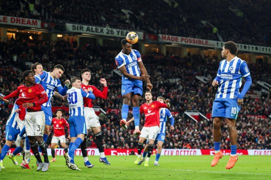 E oficial! Fostul jucător de la Arsenal și United a semnat cu Chelsea la 36 de ani: ”O mândrie uriașă”