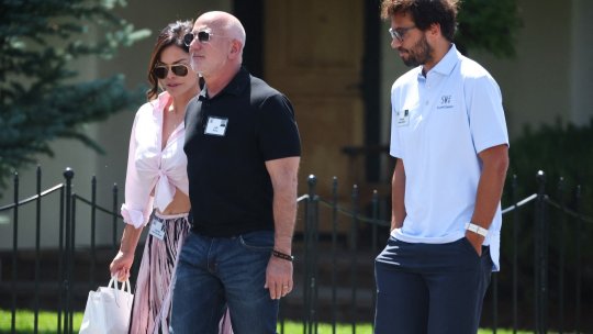 Jeff Bezos, gata să intre în acționariatul lui Liverpool! Miliardarul Amazon pregătește o investiție colosală pe Anfield