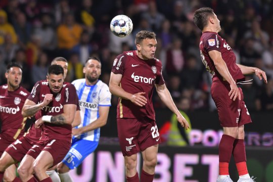 ”Neluțu Varga l-a sunat pe Dan Petrescu să mă scoată din echipă”. Un fost golgheter de la CFR Cluj povestește despre teroarea din Gruia