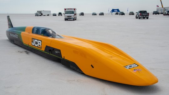 JCB Hydromax scrie istorie la Bonneville. 653 km/h cu motoare cu hidrogen și un nou record mondial
