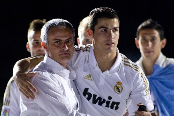 După 13 ani, Mourinho a dezvăluit cum a ”otrăvit” vestiarul lui Real Madrid: ”Război!”