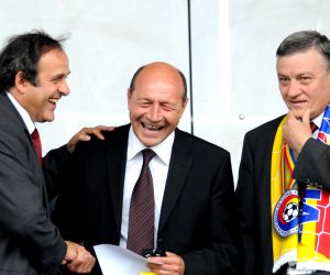 Cum l-a numit Victor Becali pe Mircea Sandu, la 16 ani de când a fost acuzat de fostul șef al FRF că a distrus fotbalul românesc: ”Mai luai o căpățână!”