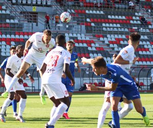 Dezvăluiri uluitoare ale unui fost fotbalist din SuperLiga: ”Jucătorii nu erau plătiți de 3-4 luni și patronul a venit cu Bentley la club. Un coleg și-a pierdut mașina”