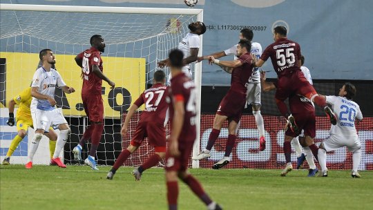 Uluitor! Fostul atacant din SuperLiga zbura mii de kilometri doar ca să se tundă: ”Este iluzia că acel salariu vine la infinit”
