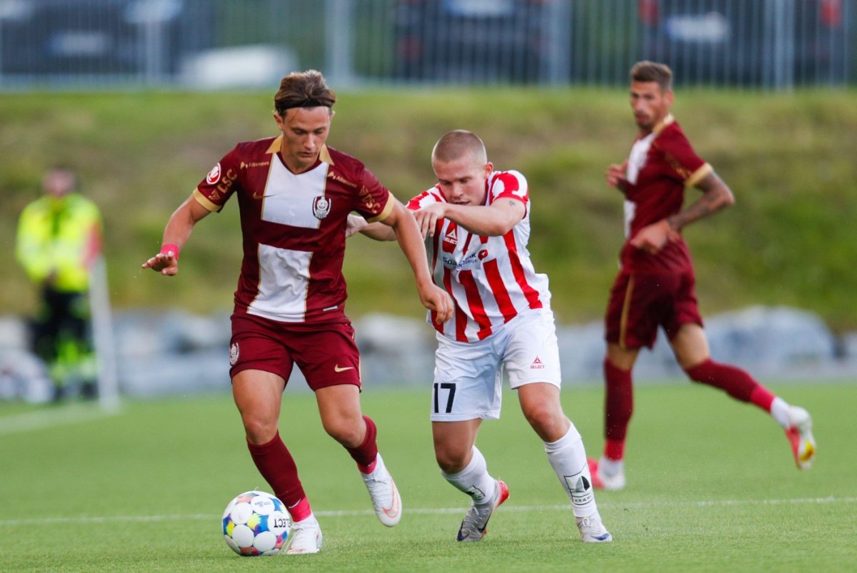 În noul sezon al SuperLigii, CFR Cluj a obținut o victorie și a pierdut două meciuri. Ardelenii au amânat meciul din etapa a patra pentru a pregăti dubla cu Tromso