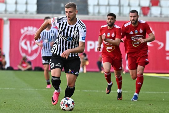Jovo Lukic chiar a fost acuzat de probleme cardiace! Ce ar avea atacantul de la U Cluj