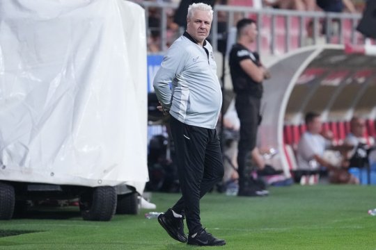Marius Șumudică a răbufnit după eșecul la scor de neprezentare contra Corvinului: ”Parametrii fizici sunt de Divizia C!”