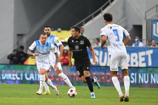 Universitatea Craiova - Ararat-Armenia 1-1, ACUM, pe iAMsport.ro. Egal în Bănie la pauză! Bancu a ratat ocazia de a majora avantajul în finalul primei reprize