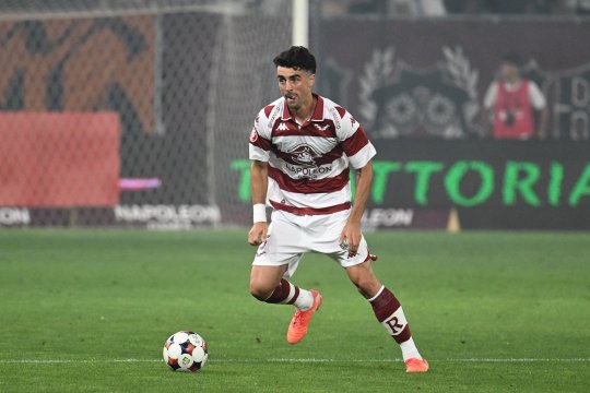 Rapid - CFR Cluj, de la 21:30, pe iAMsport.ro. Daniel Pancu își înfruntă fosta echipă!
