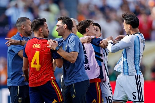 FIFA a dat verdictul: ce suspendări au primit Paredes, Molina și Gavi după incidentele de la finala CM 2026!