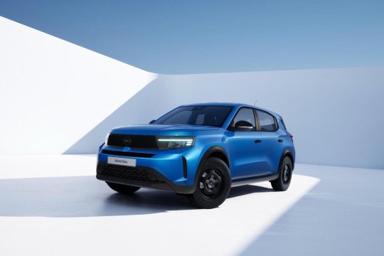 Opel, atac la Dacia Duster