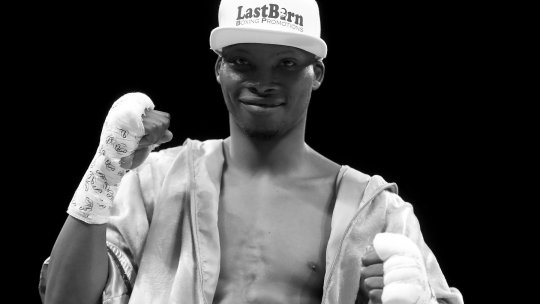 Tragedie în lumea boxului! Fostul campion mondial a fost împușcat mortal în fața casei