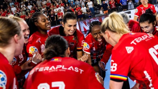 Gloria Bistrița a cucerit în premieră Supercupa României! Victorie cu 13 goluri diferență în fața Coronei Brașov