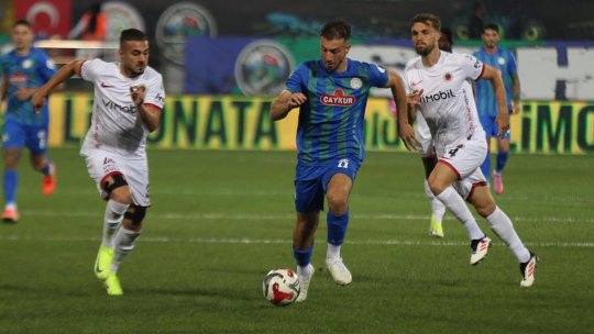 Refuzat de FCSB, a ales să semneze cu Gaziantep! Mirel Rădoi anunță: ”Îl vom vedea în primul 11”