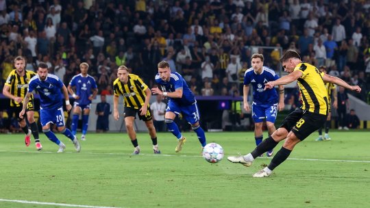 Răzvan Marin, gol pentru AEK Atena și calificare în faza principală din Champions League! Grecii au spulberat-o pe fosta adversară a Craiovei