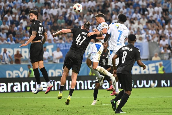 Ararat Armenia - Universitatea Craiova, de la 19:00, pe iAMsport.ro. Campioana României forțează calificarea în Europa League