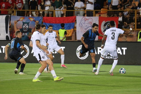 Ararat-Armenia - Universitatea Craiova 1-0! Final de coșmar la Erevan! Campioana României își continuă aventura în Conference League