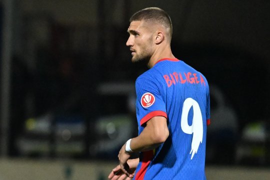 A renunțat la 9. Daniel Bîrligea și-a ales numărul de pe tricou la Frosinone