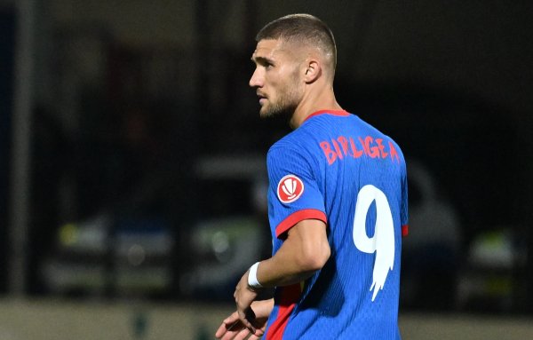 A renunțat la 9. Daniel Bîrligea și-a ales numărul de pe tricou la Frosinone