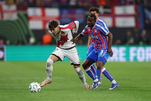 Negocieri avansate pentru transferul lui Andrei Rațiu în Premier League. Românul și-a dat acordul pentru mutare