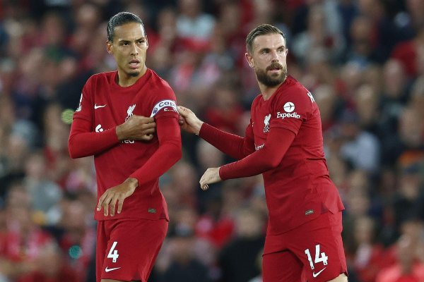 Chelsea, o nouă mutare-surpriză! L-a prezentat oficial pe fostul căpitan al lui Liverpool: ”O oportunitate pe care nu o puteam refuza”