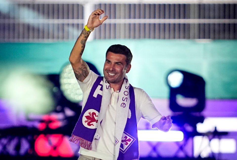 Adrian Mutu a fost ovaționat de suporterii Fiorentinei