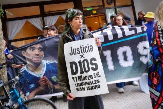 Maseurul lui Maradona a izucnit în lacrimi când a povestit despre ultimele clipe ale legendarului argentinian