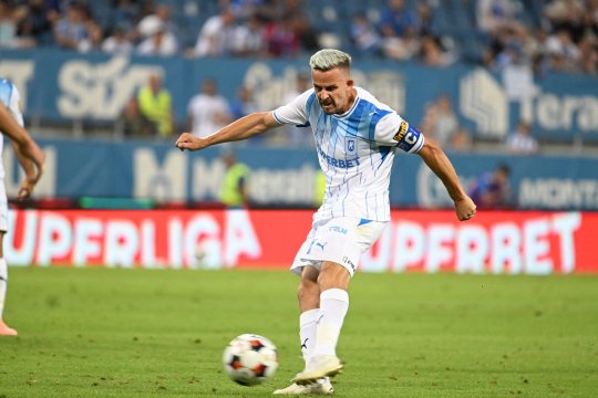 Universitatea Craiova - FC Argeș, de la 21:30, pe iAMsport.ro. Cele două echipe, la egalitate de puncte înaintea duelului direct!